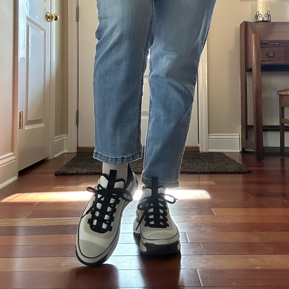 Chanel Sneakers 22S White Black - Picture 11 of 17